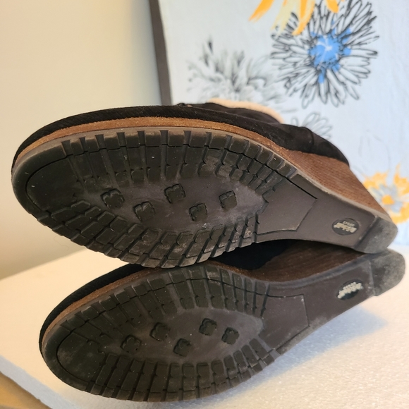 Dr. Scholl's Wedged Boots - Picture 5 of 7